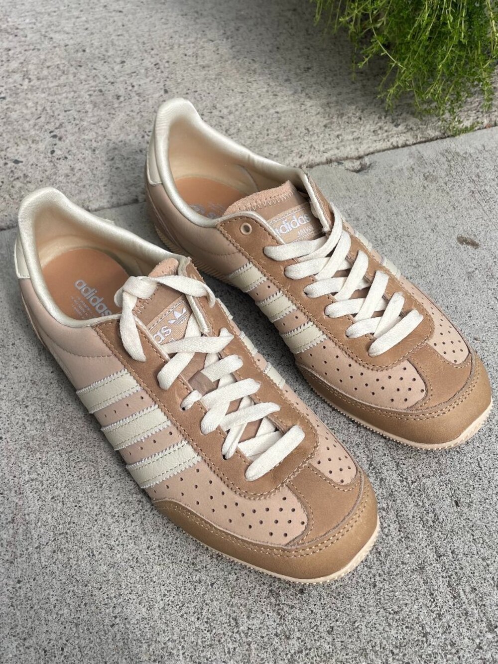 Adidas Japan sneaker size 7.5